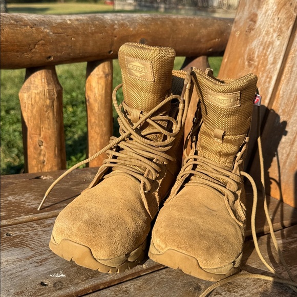 Merrell Boots - Picture 2 of 7